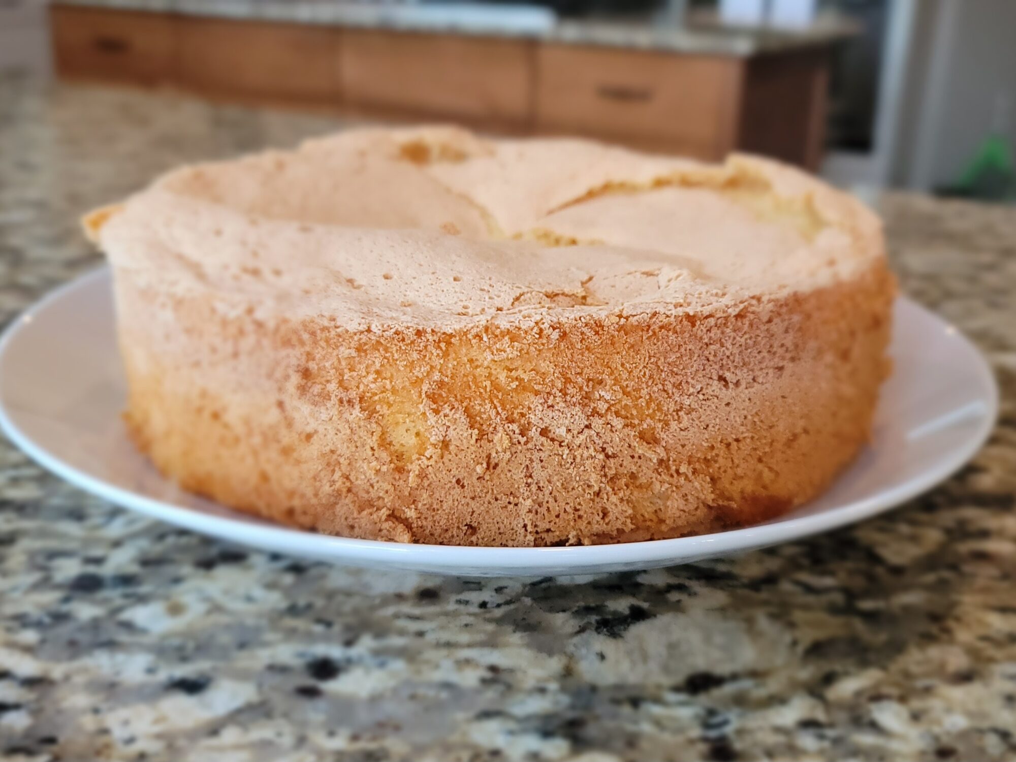 Apple sponge cake (biskvit)